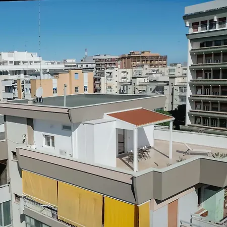 Lägenhet La Terrazza Del Galateo *